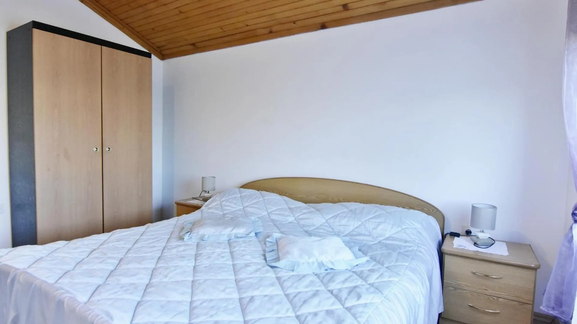 Apartments And Rooms With Parking Space Zambratija, Umag - 22512 Savudrija