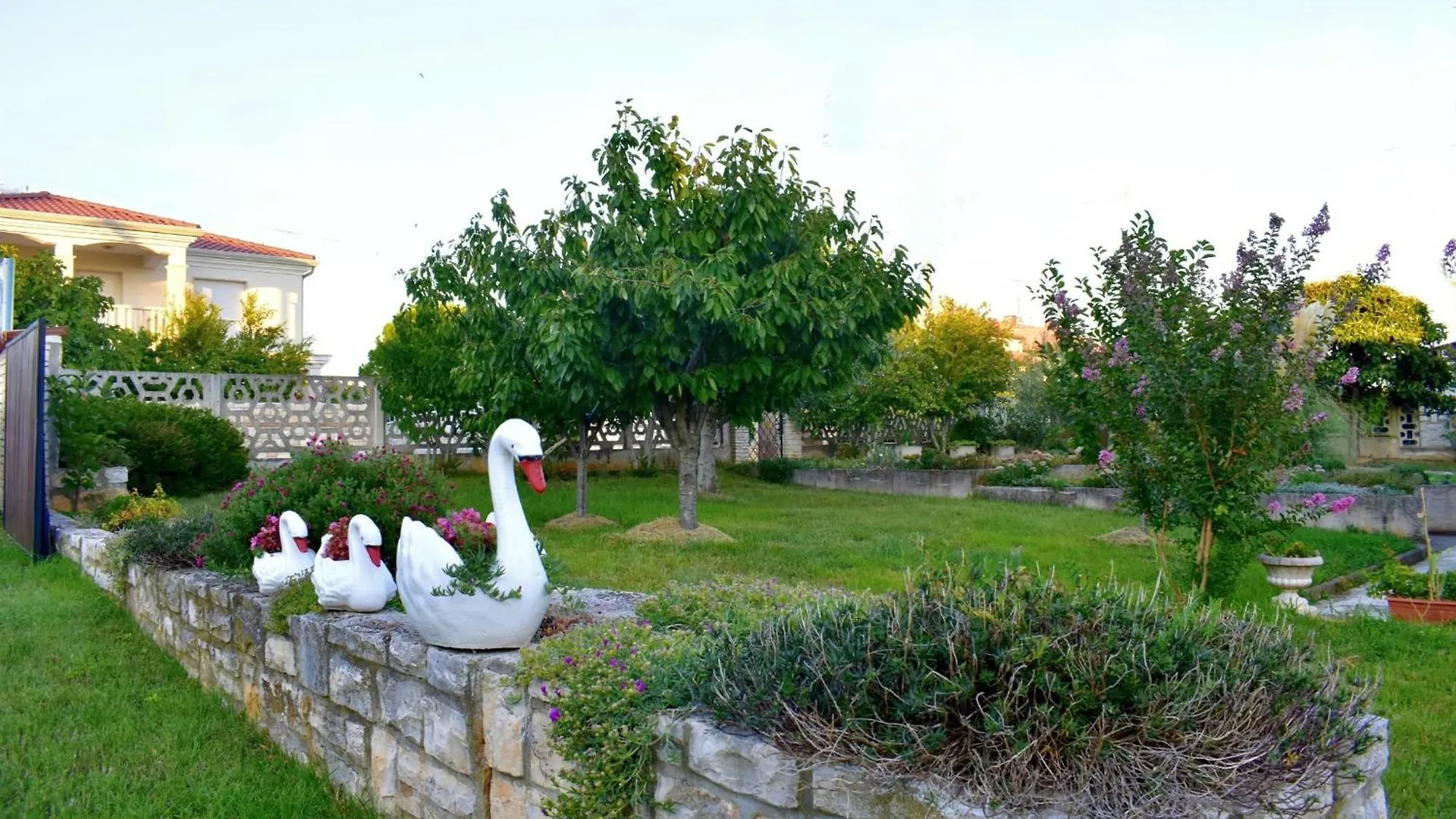 Apartments And Rooms With Parking Space Zambratija, Umag - 22512 Savudrija Guest house