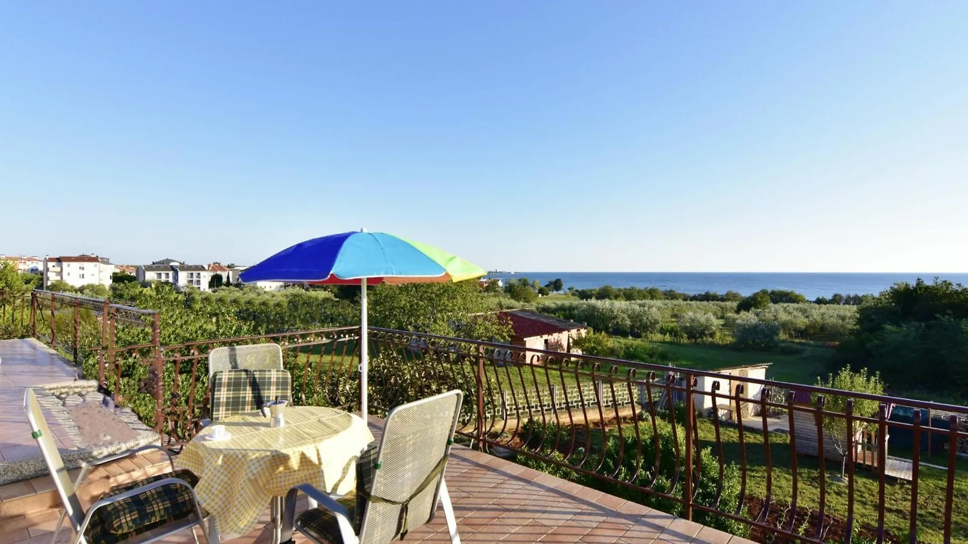 Apartments And Rooms With Parking Space Zambratija, Umag - 22512 Savudrija Guest house