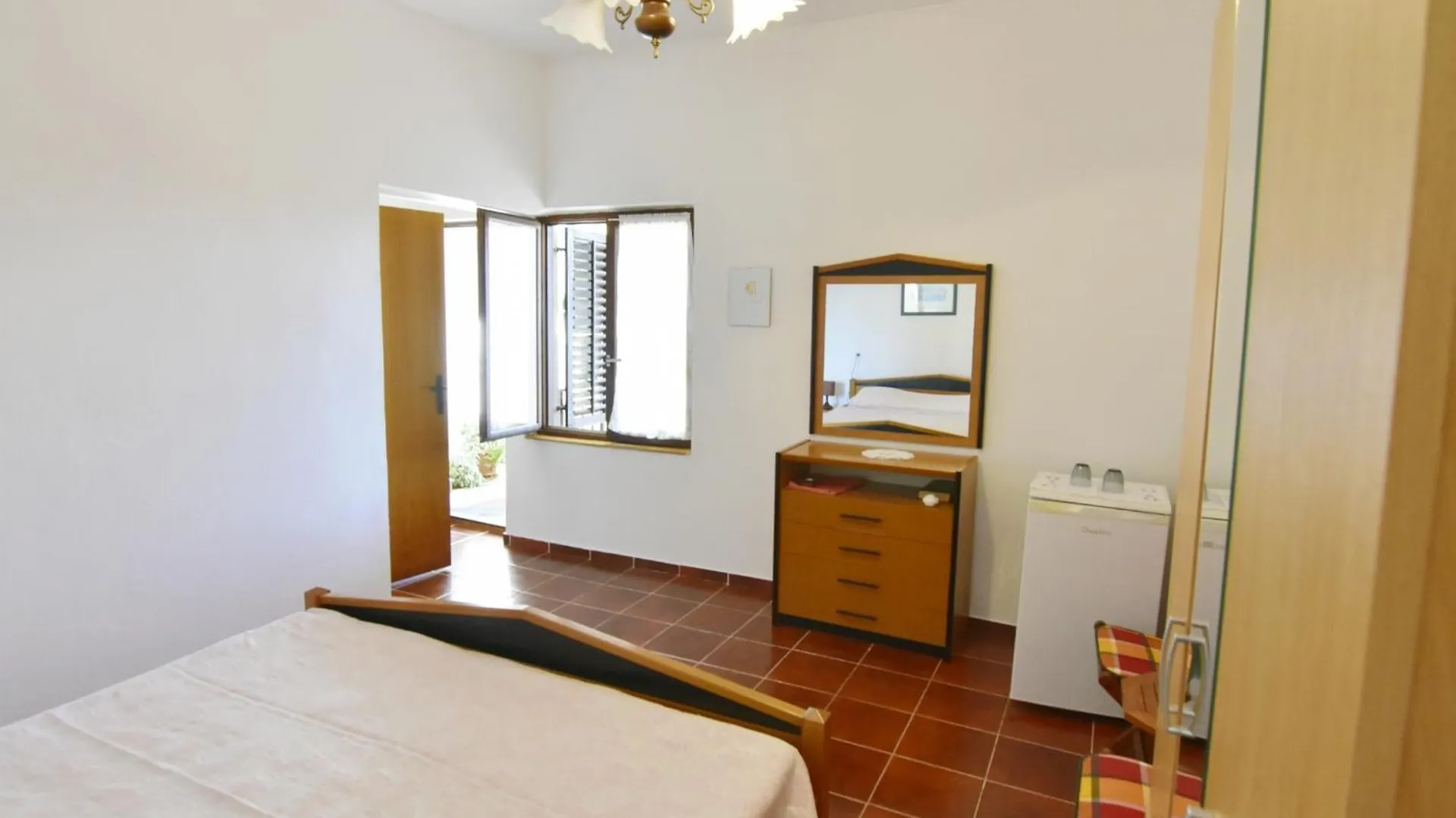 Guest house Apartments And Rooms With Parking Space Zambratija, Umag - 22512 Savudrija
